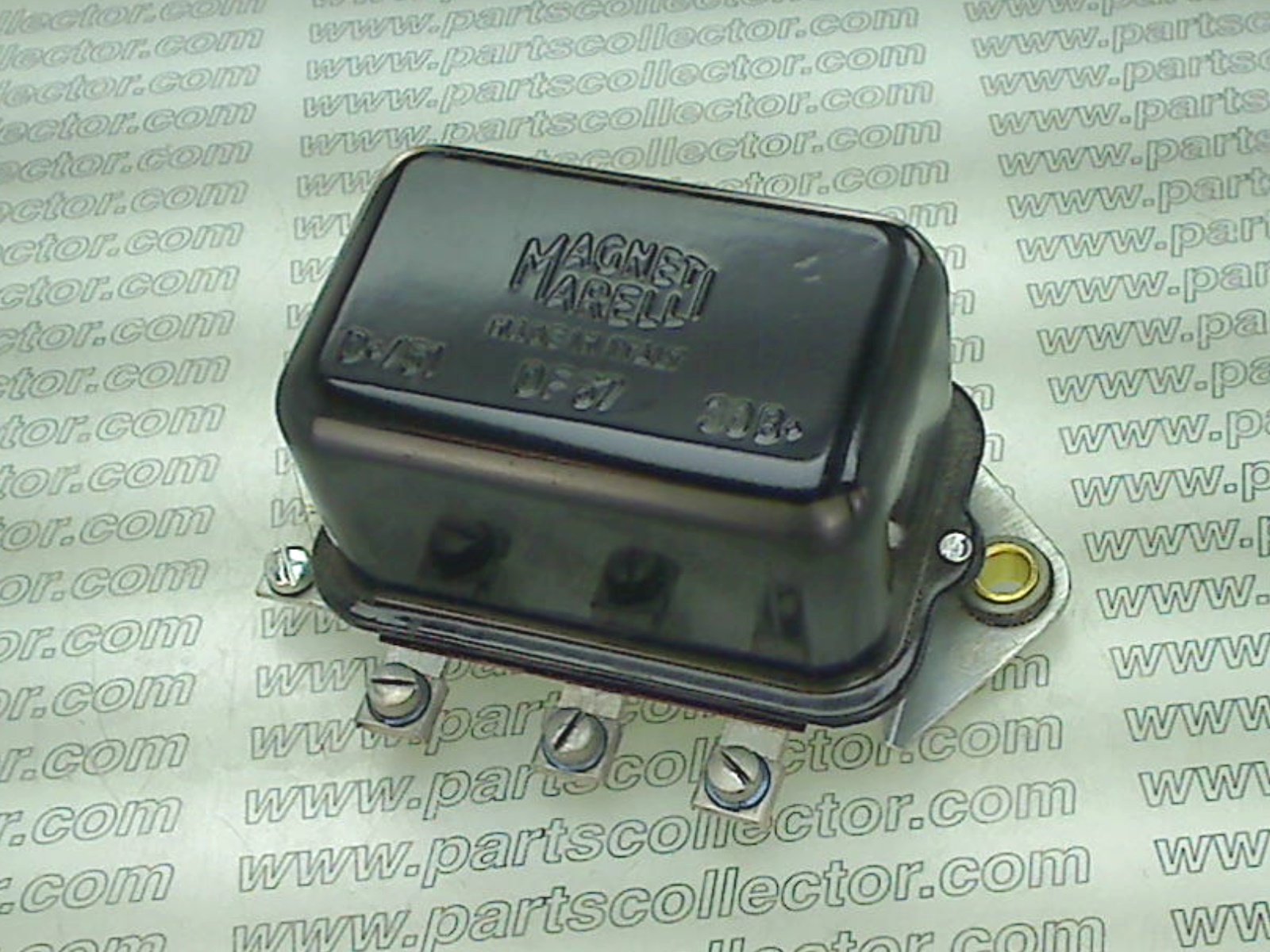 VOLTAGE REGULATOR